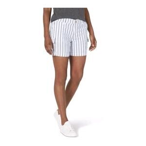 Lee Women’s 5” Cargo Short Size 22 M Regular Fit Midrise Ice Dust Stripe